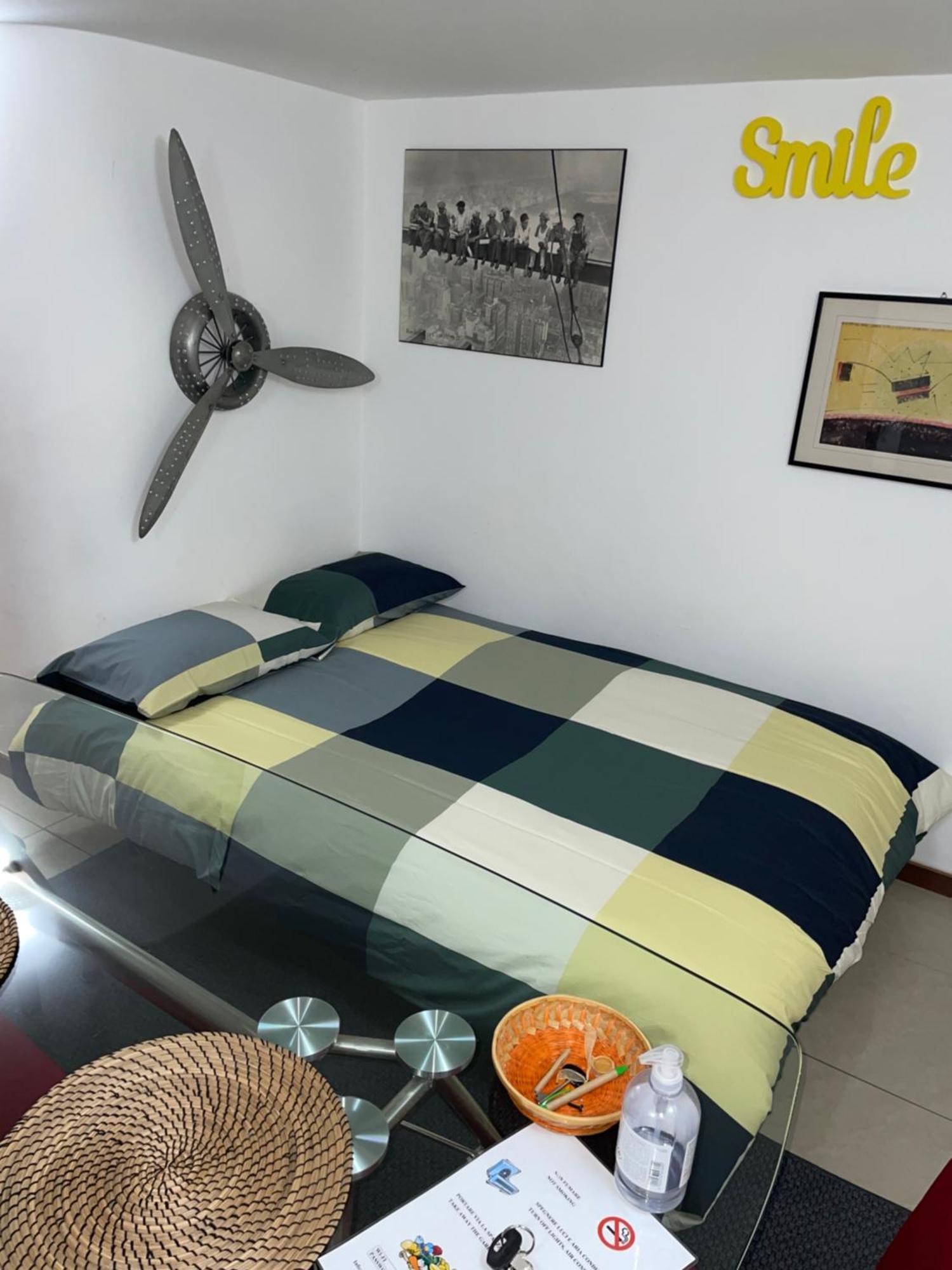 Appartamento Azzurra Flat Bari Center Esterno foto