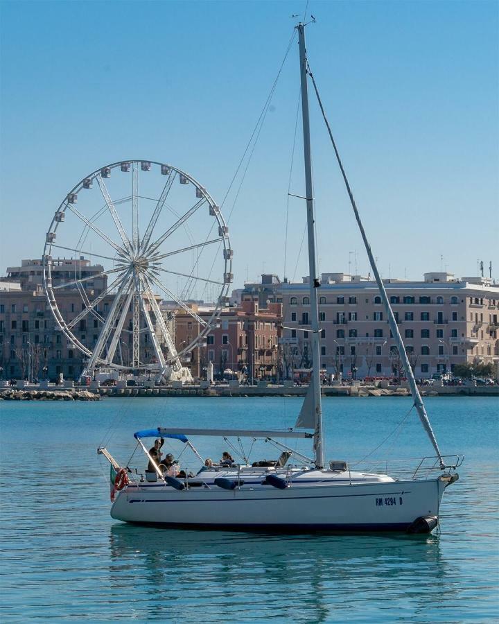 Appartamento Azzurra Flat Bari Center Esterno foto