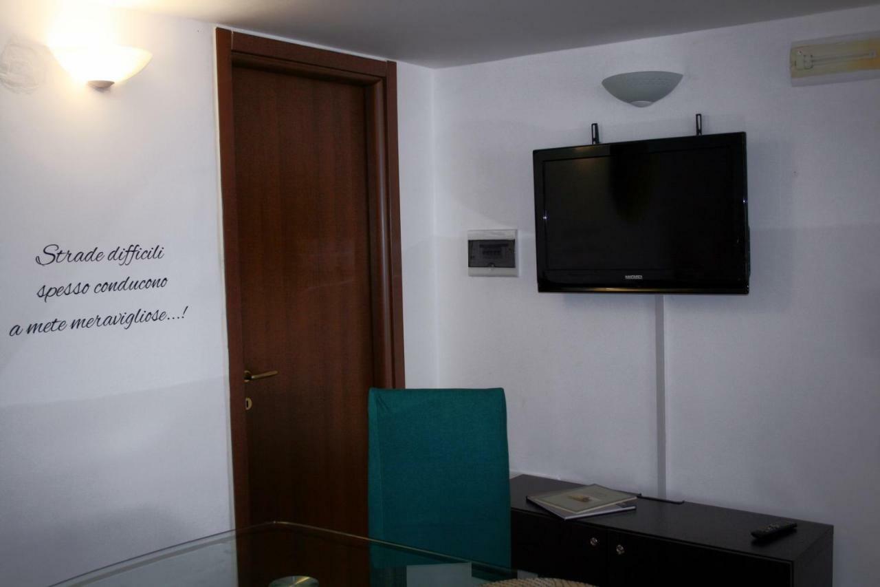 Appartamento Azzurra Flat Bari Center Esterno foto
