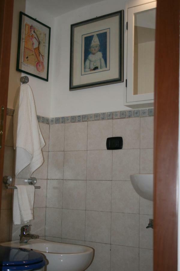 Appartamento Azzurra Flat Bari Center Esterno foto