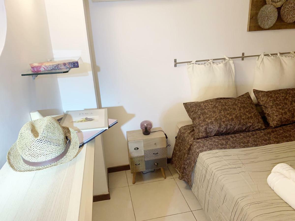 Appartamento Azzurra Flat Bari Center Esterno foto