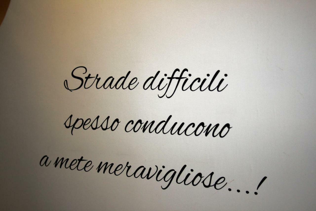 Appartamento Azzurra Flat Bari Center Esterno foto